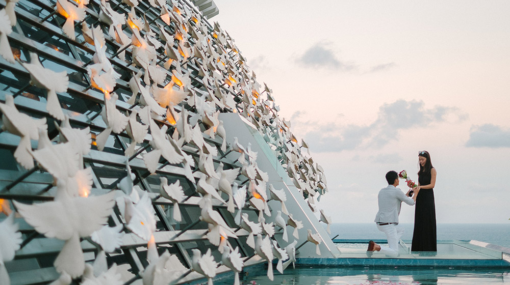 bali surprise proposal photography at banyan tree