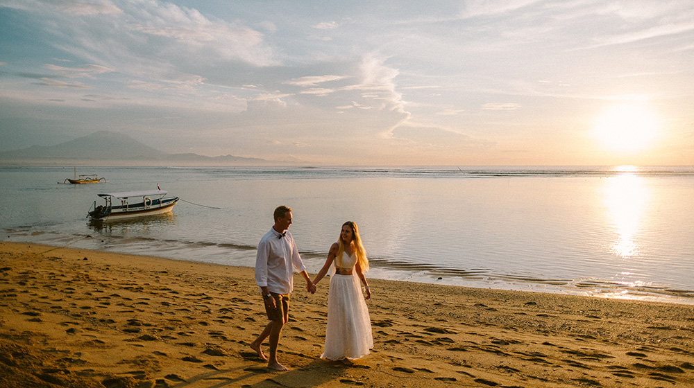 elopement photography at segara village hotel bali