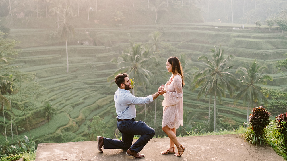 bali proposal photography at tegalalang rice terrace