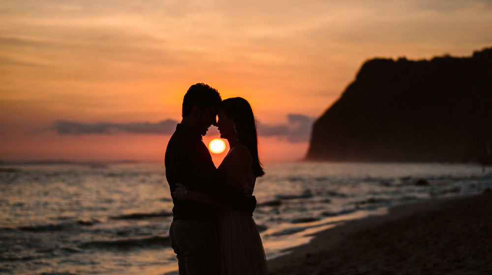 sunset bali engagement photoshoot