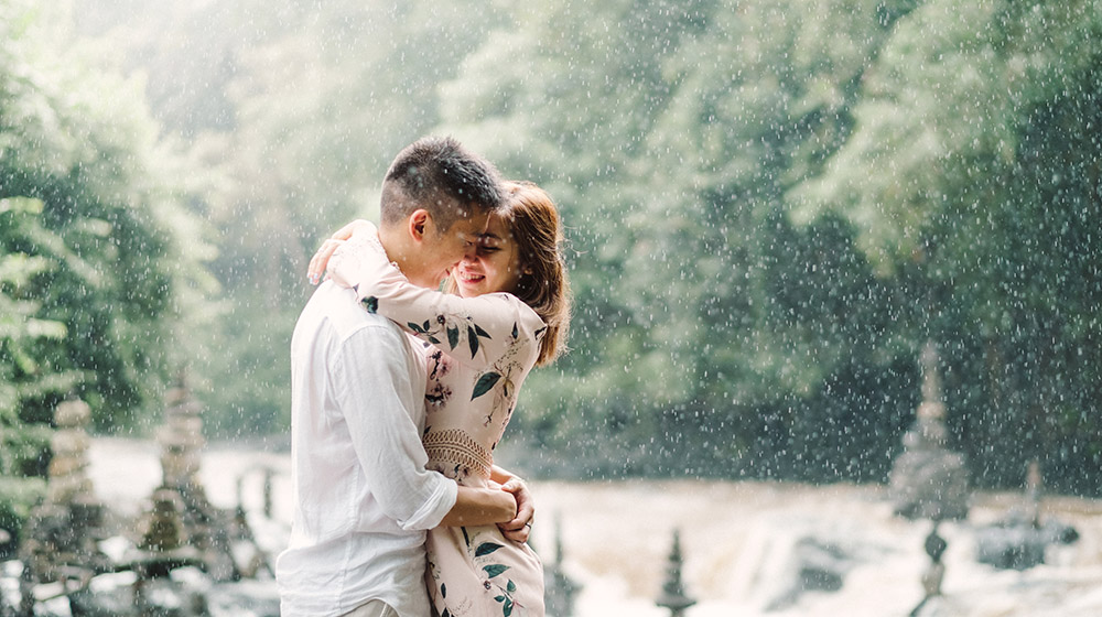 engagement photoshoot in ubud