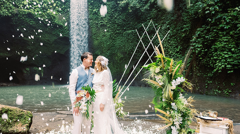 waterfall bali elopement