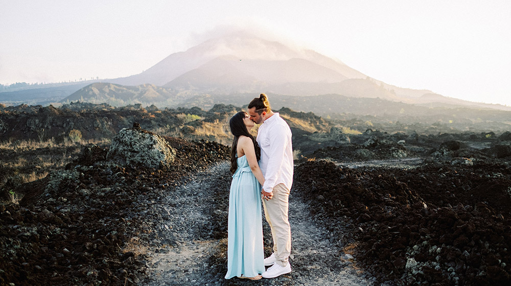 bali mountain and beach honeymoon session