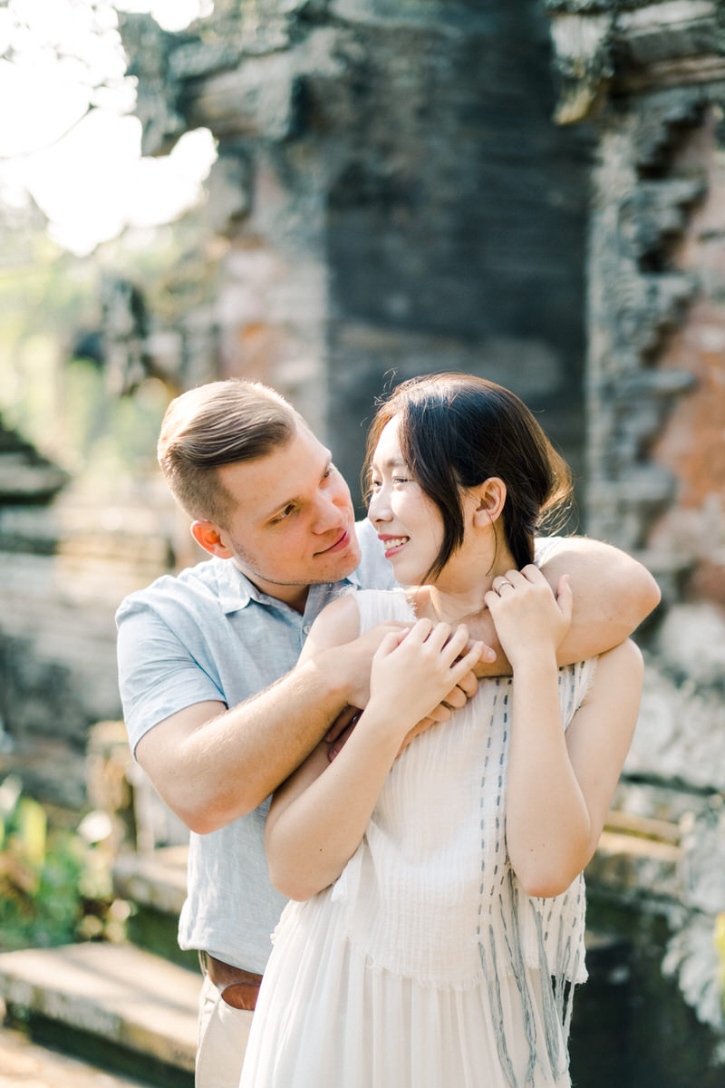 ubud temple honeymoon photographer