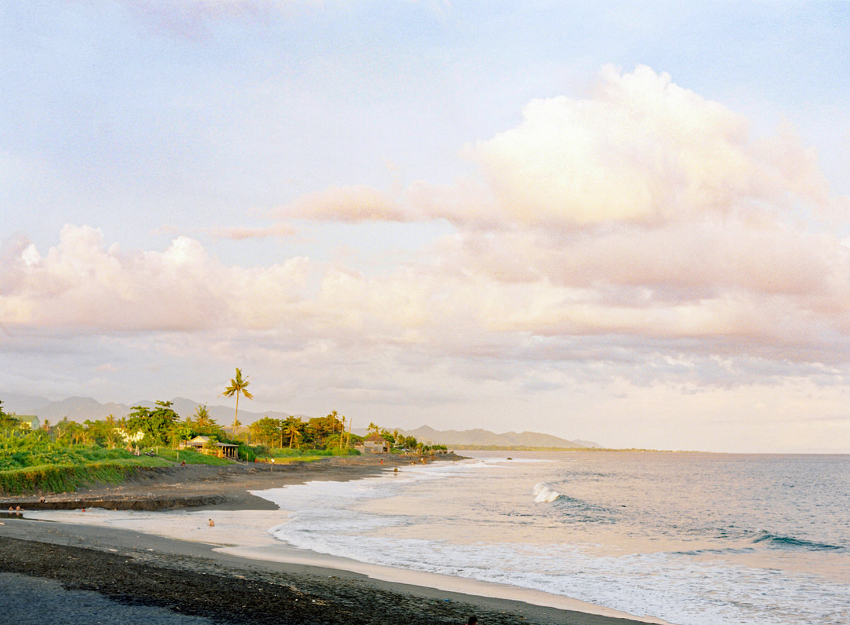 candidasa beach east bali