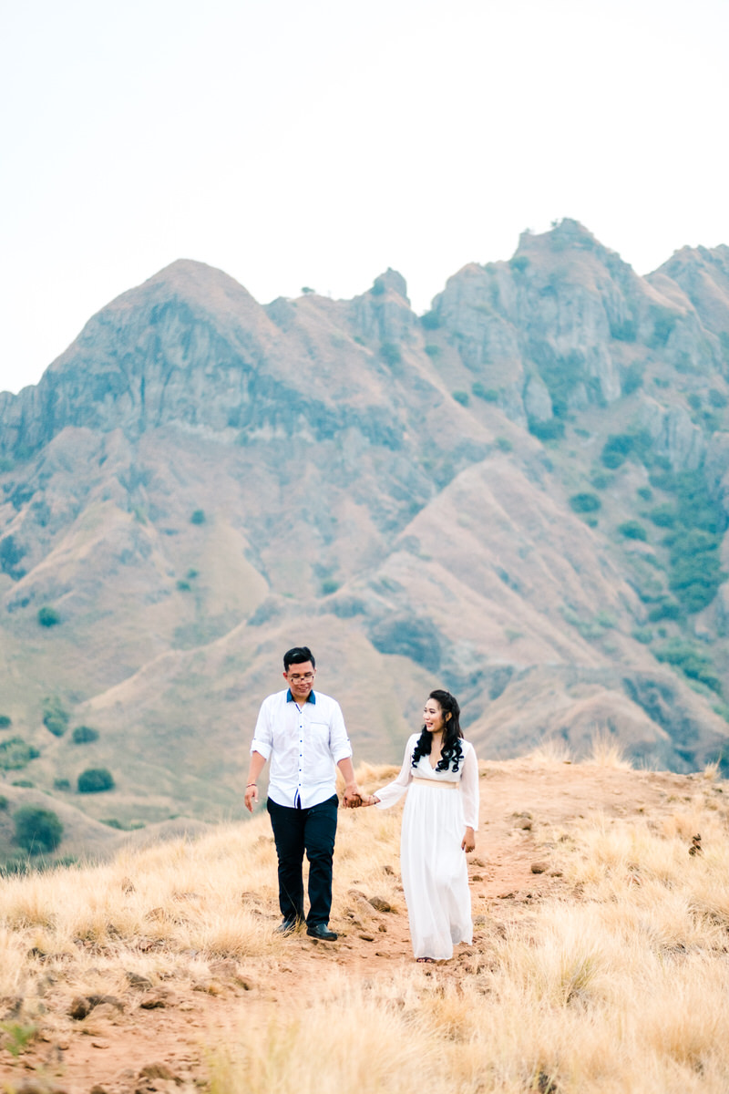 padar island prewedding