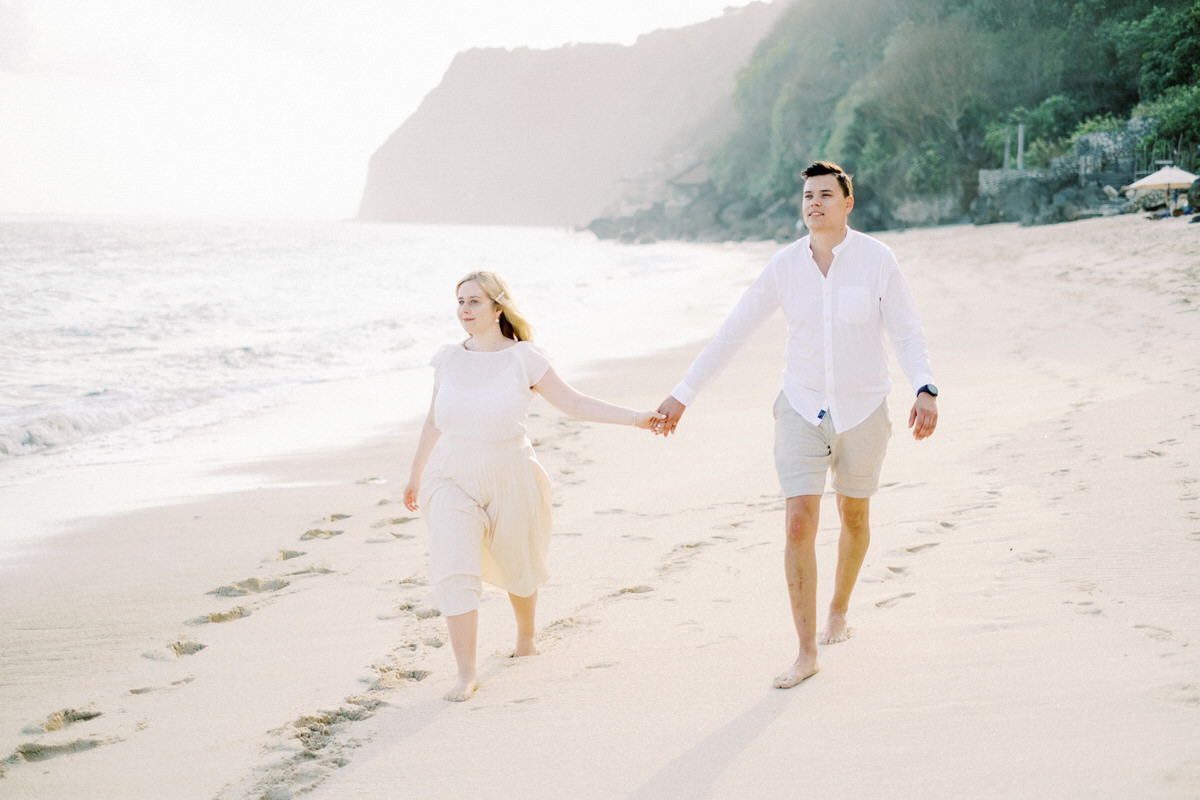 melasti beach ungasan engagement session