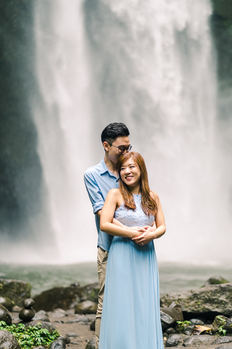 nungnung waterfall engagement