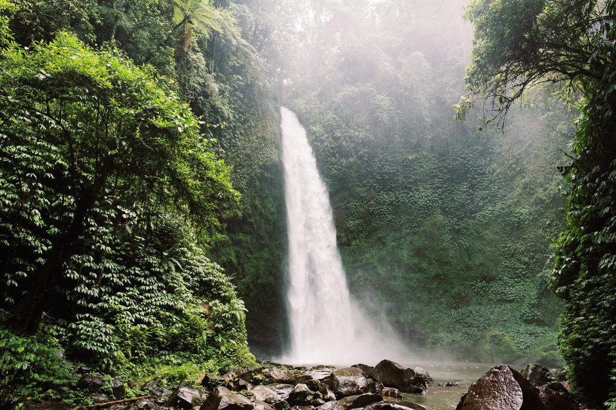 nungnung waterfall guide