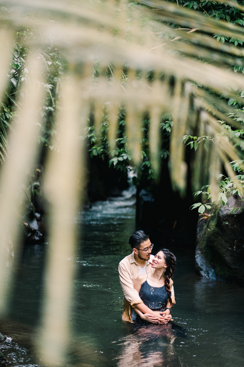 petanu river ubud photo session