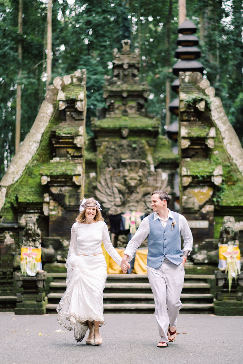 sangeh monkey forest prewedding