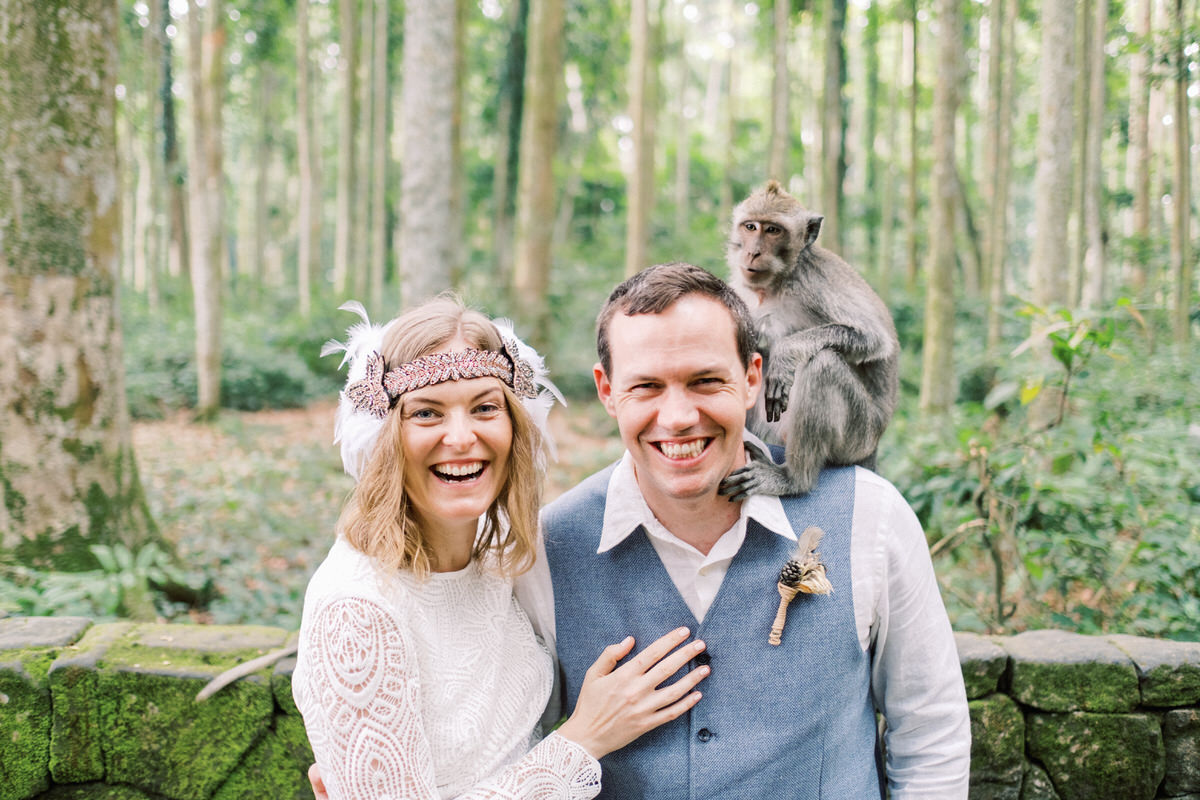 sangeh monkey forest prewedding