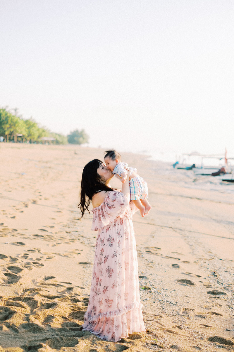 sanur beach family session