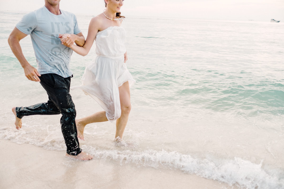 thomas beach engagement