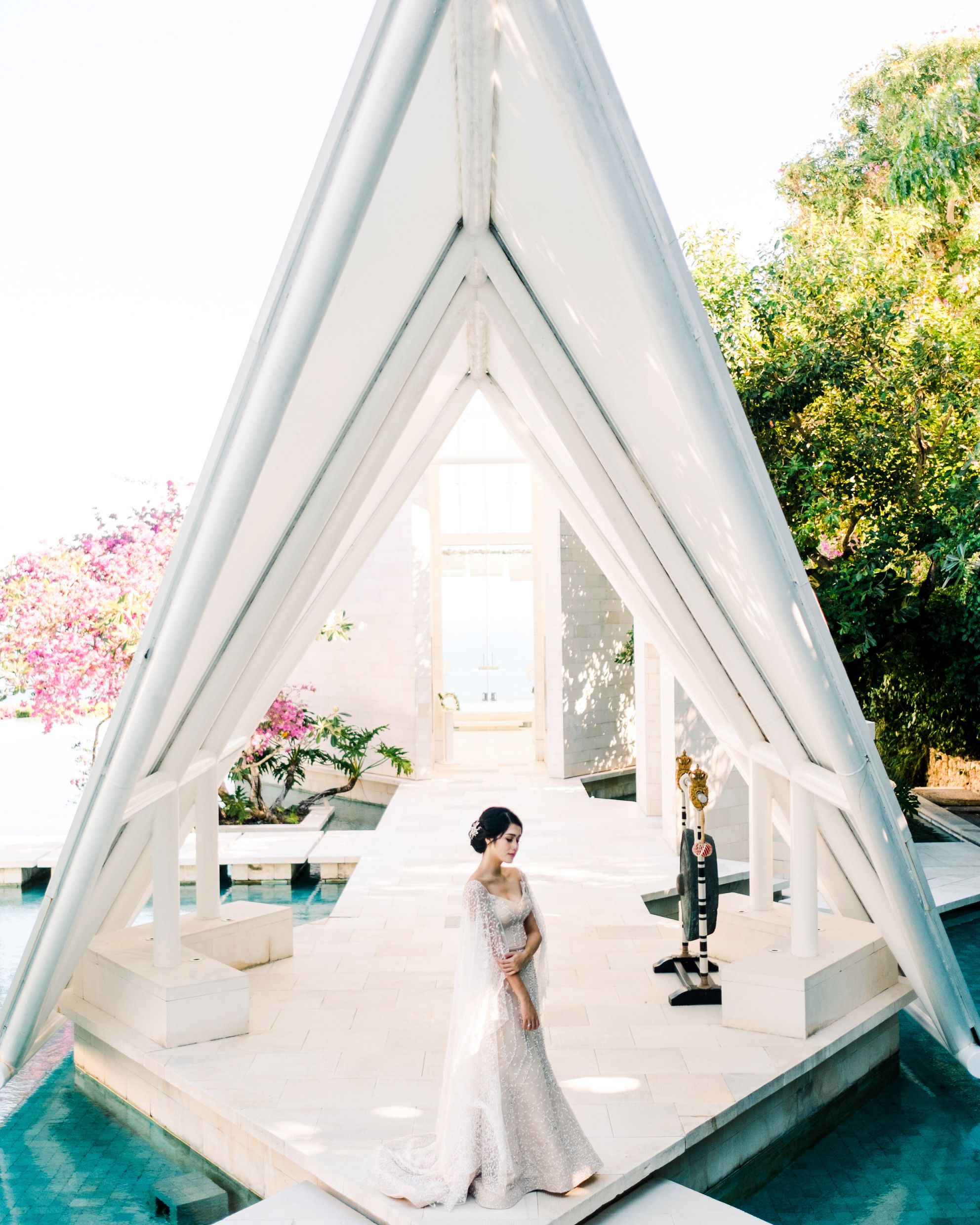 Lush Cliffside Bali Wedding at Tirtha Uluwatu