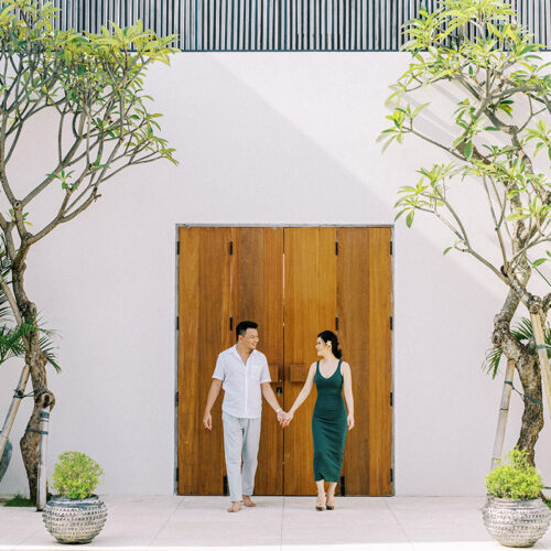 indoor-photo-session-with-modern-bali-interiors