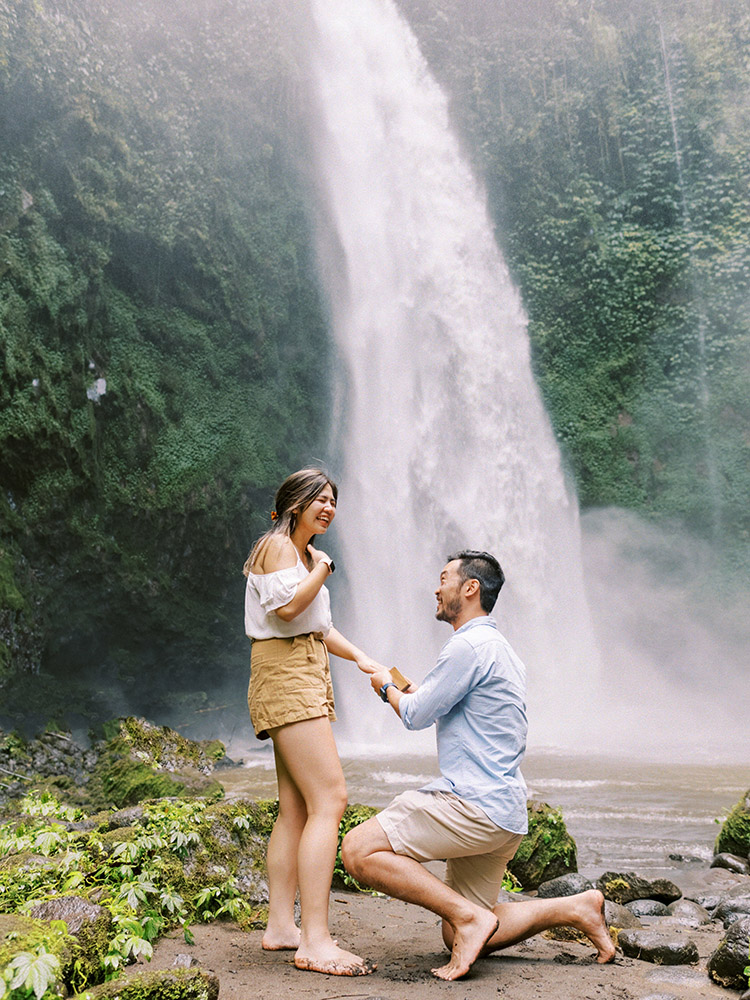 nung nung waterfall surprise proposal