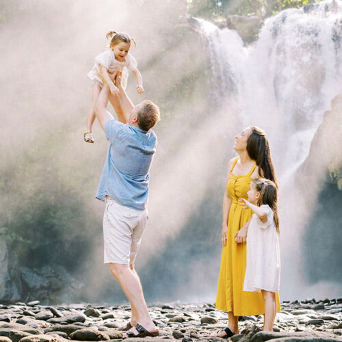 bali waterfall family photo session