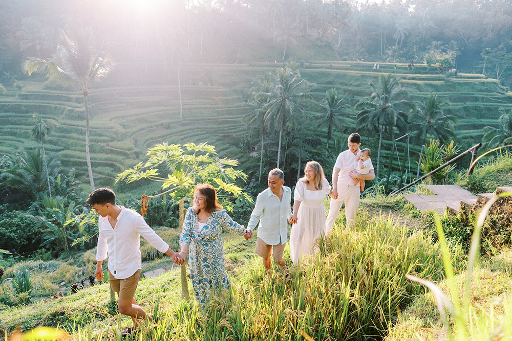 ubud extended family photoshoot