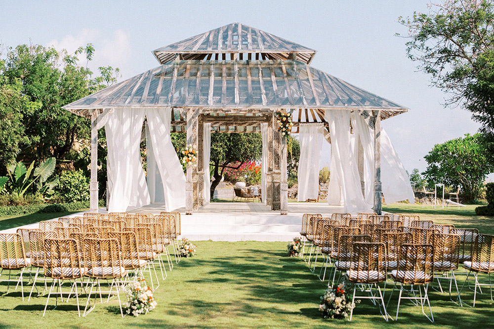 wonderland bali uluwatu wedding venue