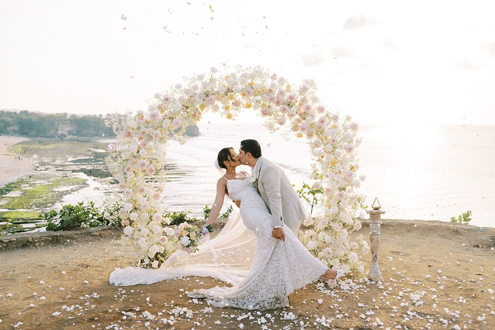 balangan cliffside wedding