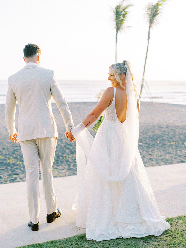 white bali wedding at villa vedas