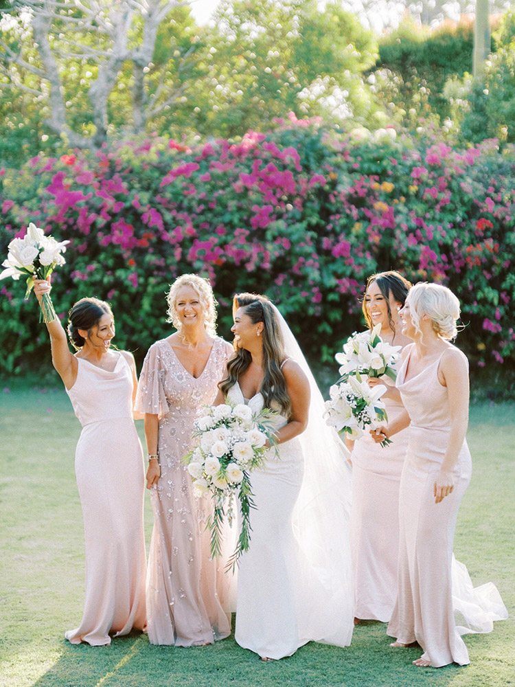 colorful and vibrant bali wedding at puri bhagawan