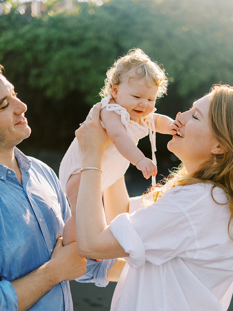 bali intimate family session at canggu beach