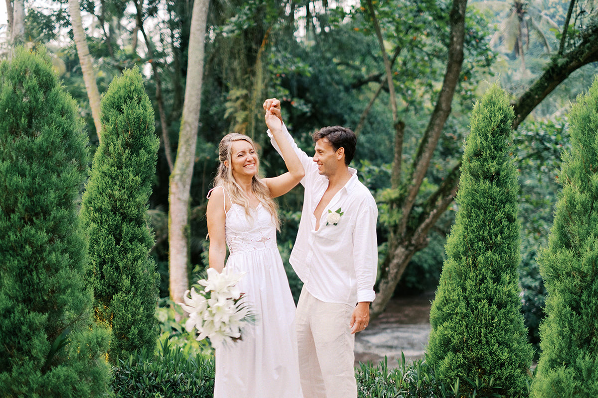 Ubud casual elopement ceremony