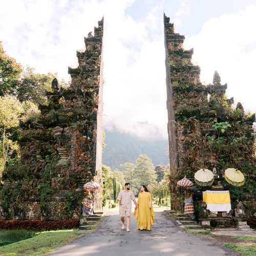 bali temple gate photoshoot