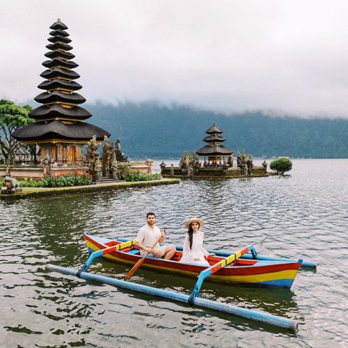 bali-temple-photoshoot-beratan-lake