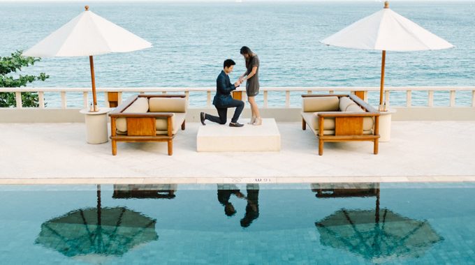 beachside proposal photography at amankila