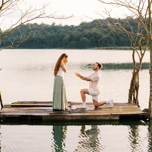 intimate-bali-lake-proposal-1