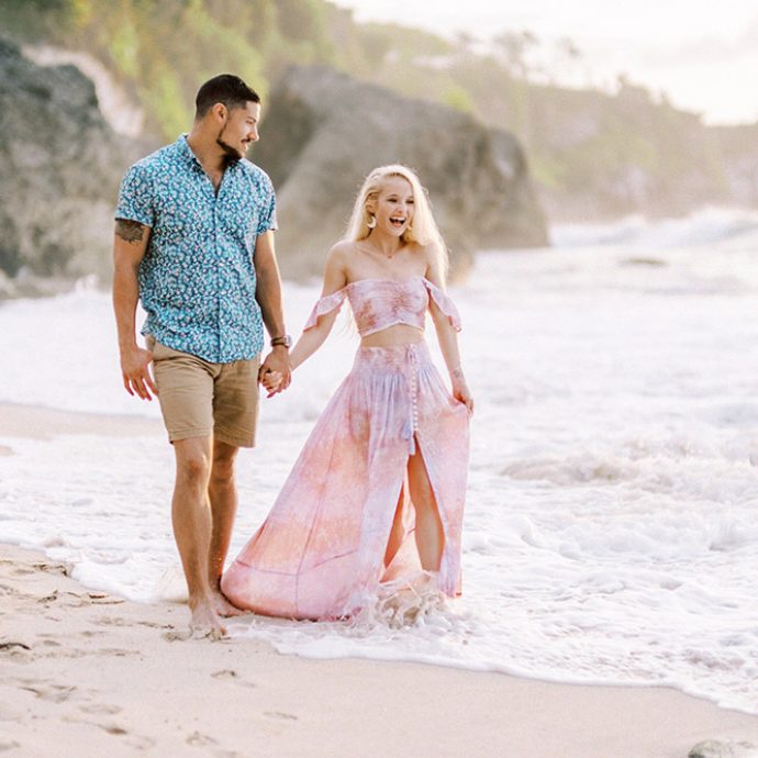kubu-beach-at-ayana-resort-honeymoon-photoshoot