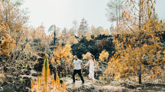 mount batur bali engagement photography