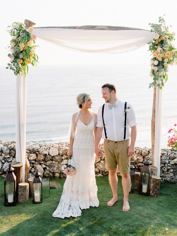 Sol y Mar Bali Cliff Top Wedding