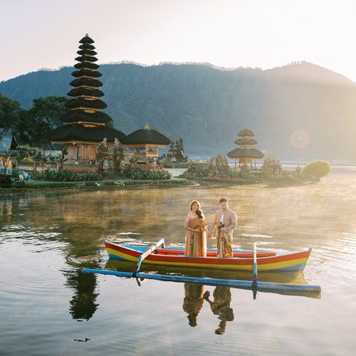 traditional balinese outfit photoshoot in bali